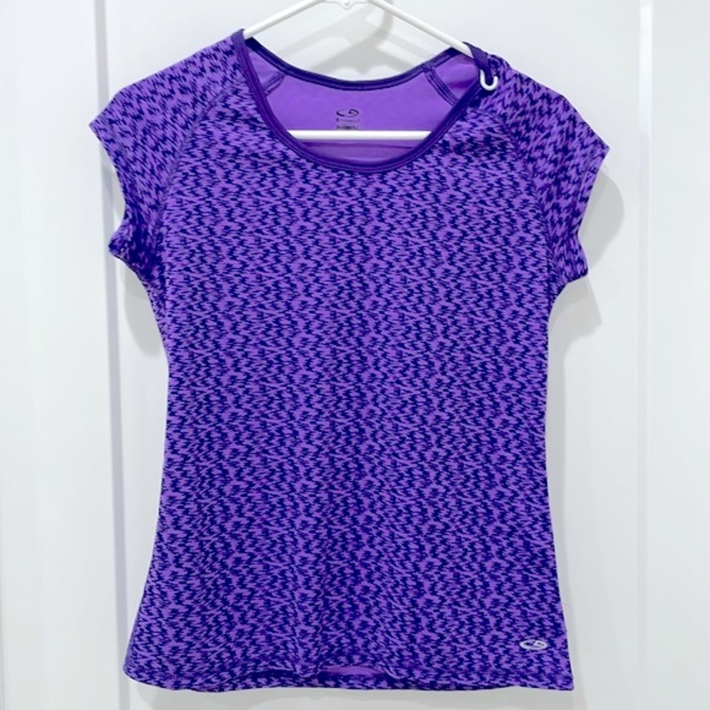 Champion duodry purple athletic tee crew neck cap sleeves EUC